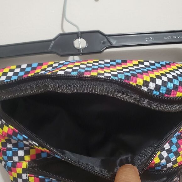 NWOT Unisex black jack fanny pack new without tag .muti color great for summer - Picture 5 of 7
